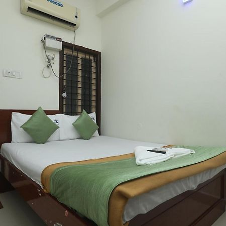 Zidan Residency Hotel Ченай Екстериор снимка