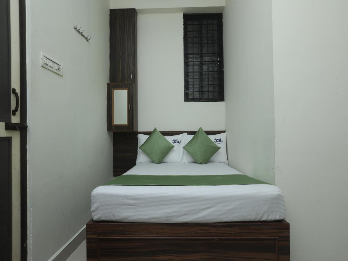 Zidan Residency Hotel Ченай Екстериор снимка
