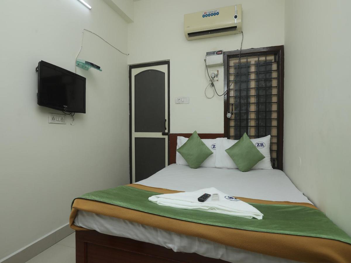 Zidan Residency Hotel Ченай Екстериор снимка