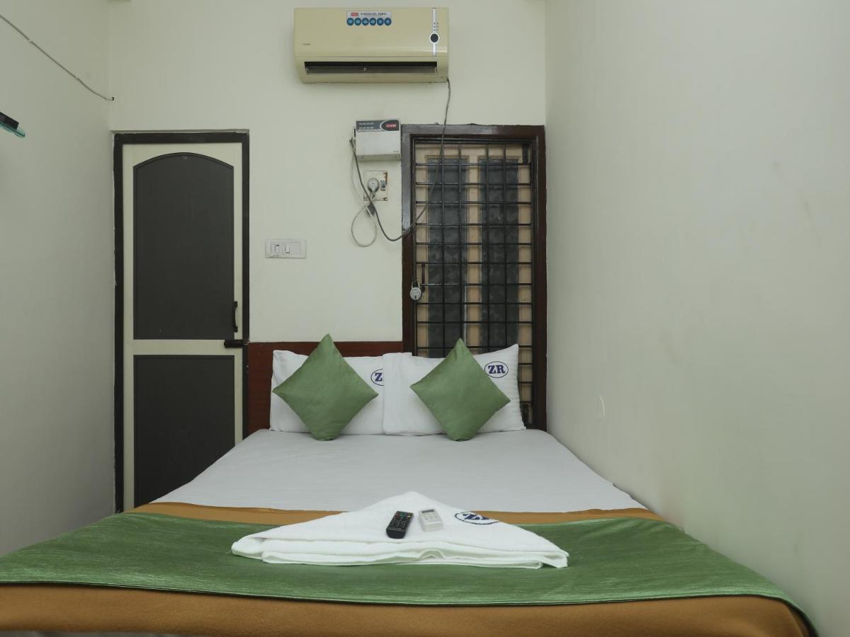 Zidan Residency Hotel Ченай Екстериор снимка