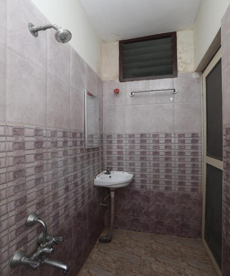 Zidan Residency Hotel Ченай Екстериор снимка
